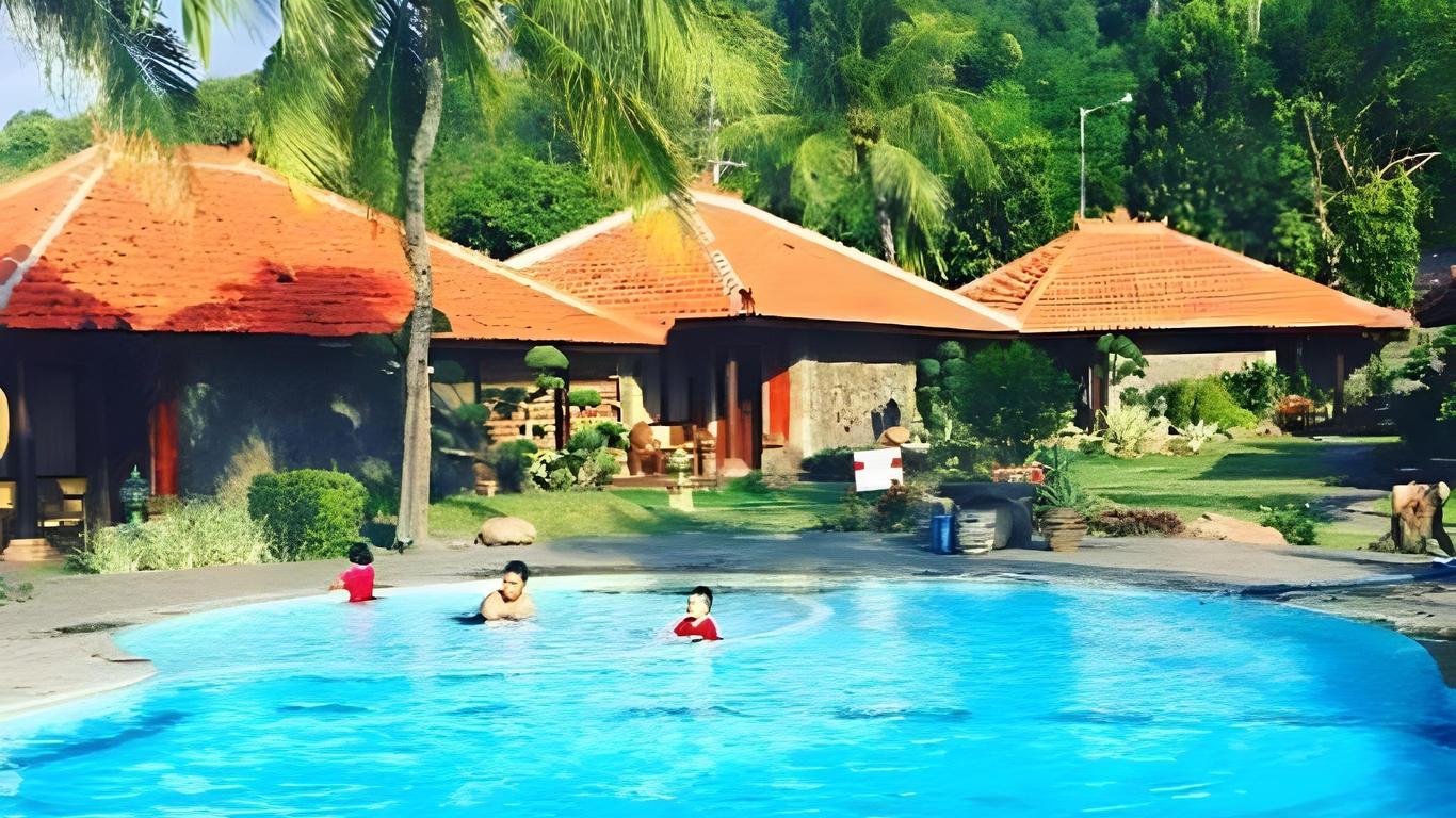 Watu Dodol Hotel