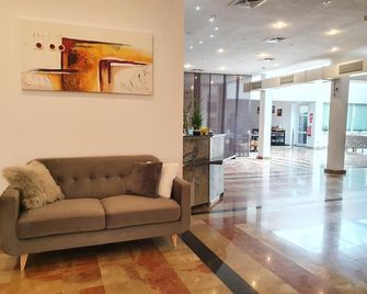 Hotel Pause - Hofheim - Lobby