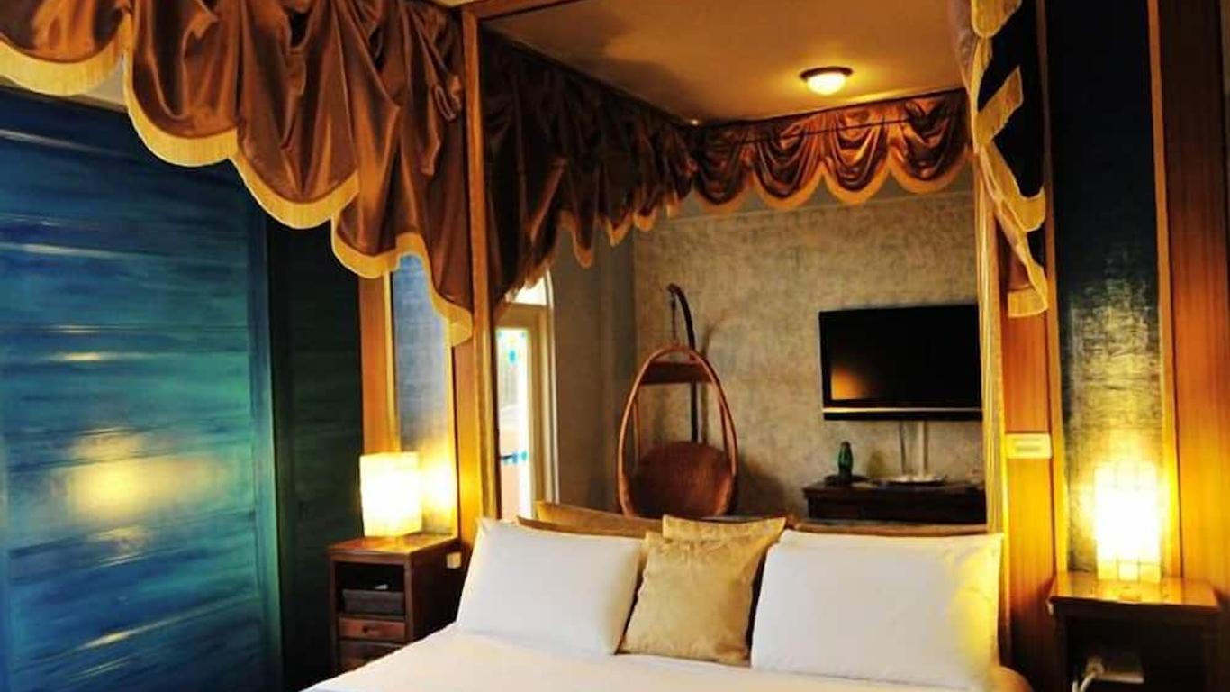 ريد جاردن بوتيك هوتل