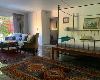 The Little Hideaway Guesthouse - Stellenbosch - Sala de estar