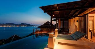 Indochine Resort & Villas - Bãi biển Patong - Bể bơi