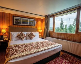 Heevan Retreat - Gulmarg - Bedroom