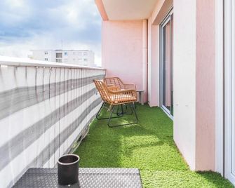 Le Solaris 3 Chambres Avec 2 Grands Lits - Lingolsheim - Balcone