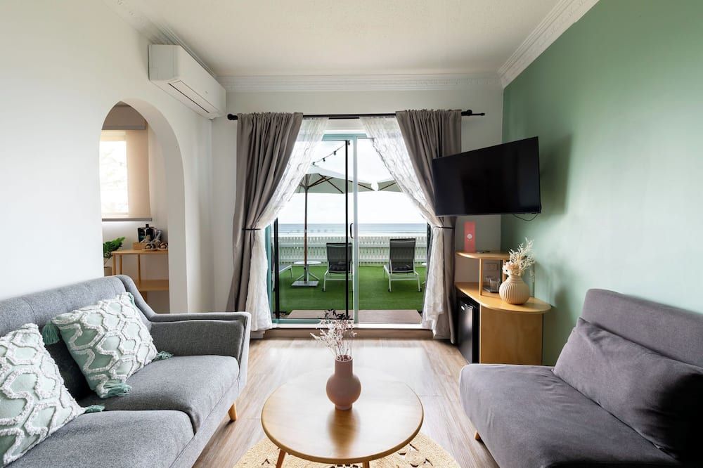 Tessa's on the Beach Boutique Hotel - Bilinga - Sala de estar