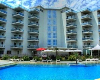 Elena Club Resort - Silvi Marina - Edificio