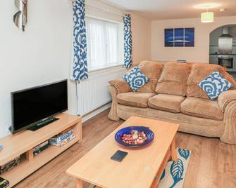Old Sweet Shop - Louth - Living room
