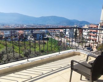 Ephesus Suites - Selçuk - Balcón