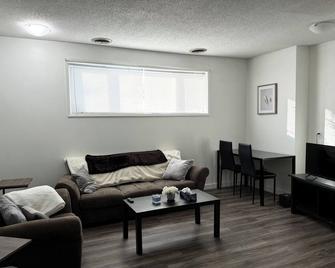 Modern 2-Bedroom Suite in Melfort - Melfort