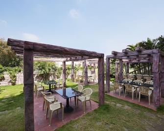 Jenney Residency - Coimbatore - Βεράντα