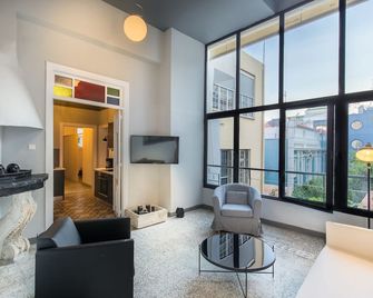 Soho Apartments - Athens - Living room