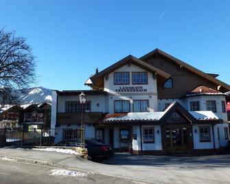 Hotel Garni Landhaus Trenkenbach - Schladming - Bygning