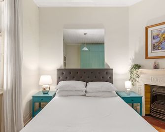Quaint 3-Bed Heritage Home in the Heart of Sydney - Sídney - Habitación