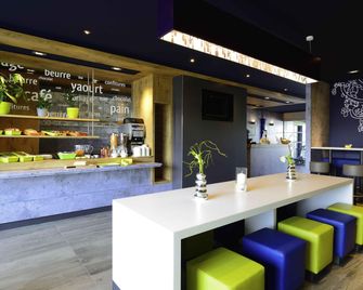 ibis budget Cherbourg La Glacerie - Cherburgo - Bar