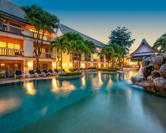 Centara Kata Resort Phuket (Sha Plus+) - קארון - בריכה