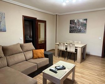 Piso La Reina - Medina del Campo