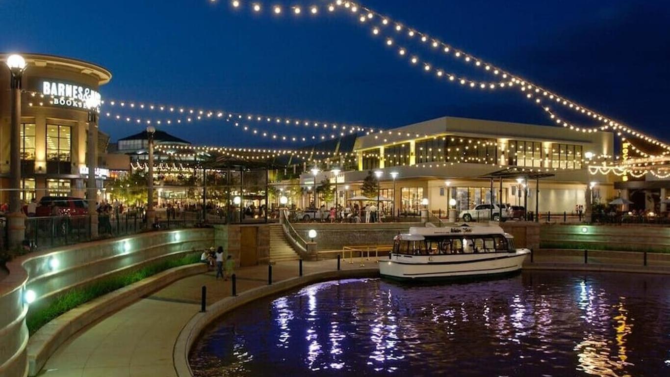 The Woodlands Waterway Marriott Hotel & Convention Center