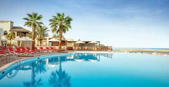The Cove Rotana Resort - Ras Al Khaimah - Piscina