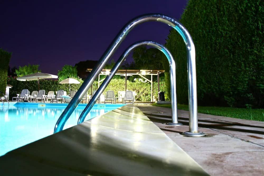 L'araucaria - Santa Croce Camerina - Piscine
