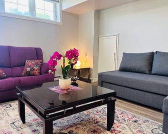 Separate Well-decorated and Equipped , Spacious 2-Bedroom (Entire) Basement - Newmarket - Living room
