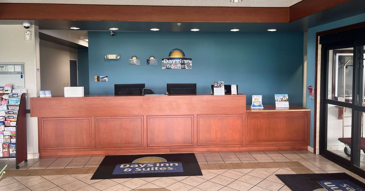 Days Inn & Suites by Wyndham Seaford £42. Seaford Hotel Deals & Reviews