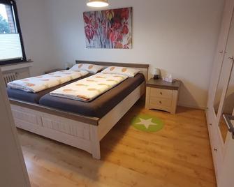 Charmant und stilvoll - Kaarst - Schlafzimmer