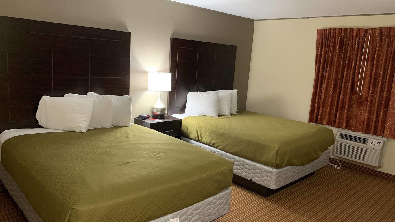 Econo Lodge Massena Hwy 37