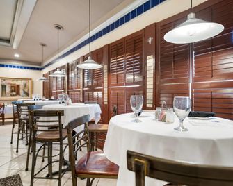 Quality Inn & Suites Lufkin - Lufkin - Restaurant