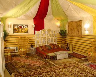 Wildwood Inn Tropical Dome & Theme Suites - Florence - Bedroom