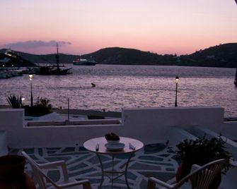 Flisvos Hotel - Ios - Balkon