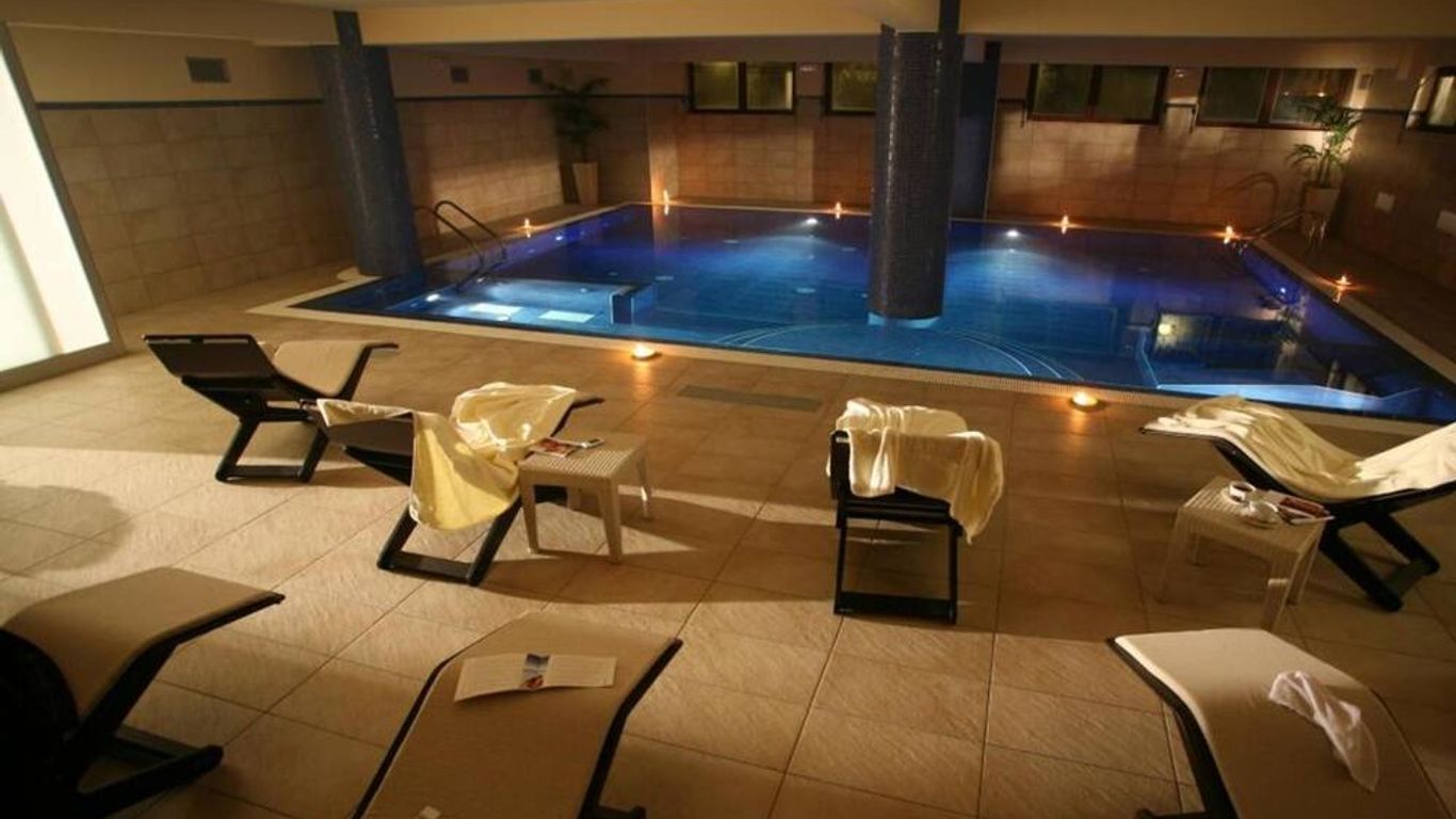 فيديريكو II بالاس هوتل