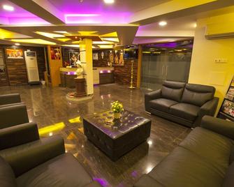 Hotel Lotus - Madurai - Lobby