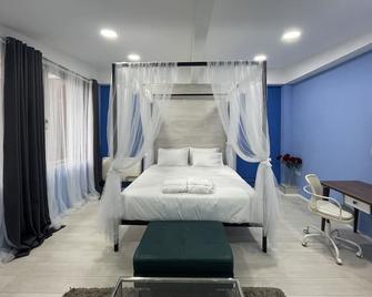 Joan Apartments & Spa - Skopje - Camera da letto
