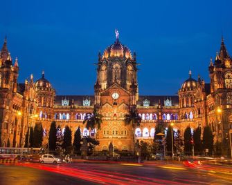 Empire Hotel - Bombay