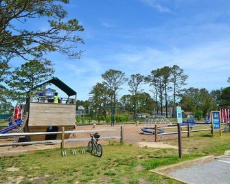 Assateague Overlook - Water views w/ public dock! - Chincoteague