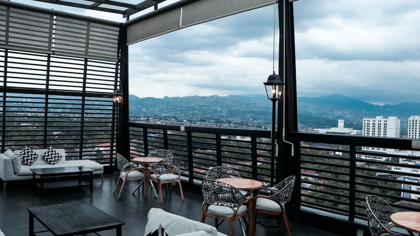 فور بوينتس باي شيراتون باندونغ