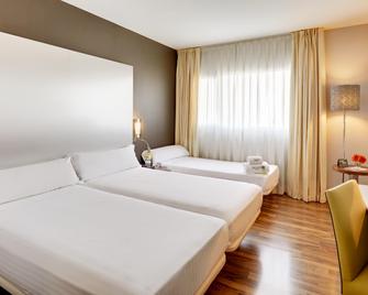 Hotel Sercotel Jc1 Murcia - Murcia - Schlafzimmer