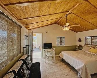 Sun Tiny House D Pahrump - Pahrump - Bedroom
