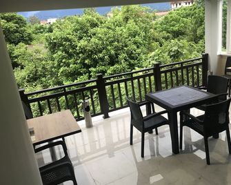 Topical house - Kobuleti - Balcón