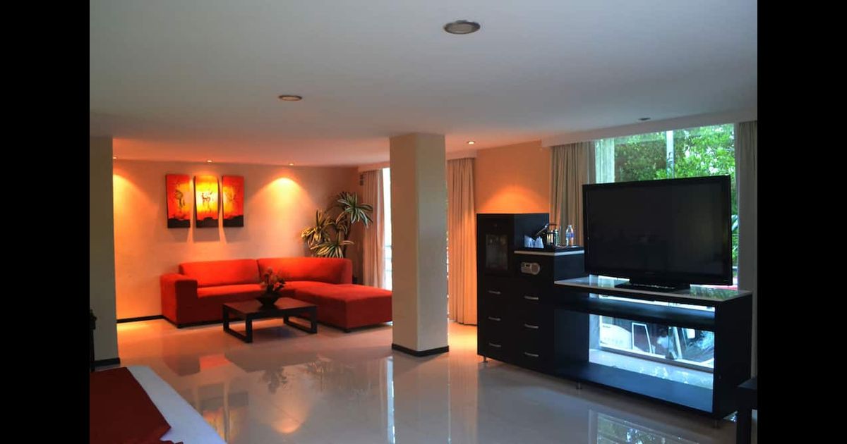 Hotel El Español Paseo de Montejo in Mérida, Mexico from $51: Deals ...