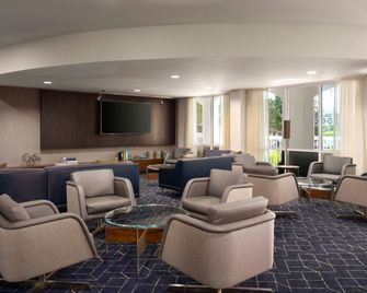 คอร์ทยาร์ดบายแมริออท ฟอร์ตไมเออร์ส I-75/กัลฟ์โคสต์ ทาวน์เซ็นเตอร์ - ฟอร์ท ไมเออร์ - เลานจ์