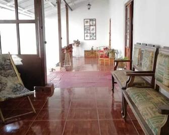 Casona Buenavista Andahuaylillas - Andahuaylillas - Sala de estar
