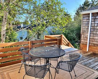 San Dune Inn - Manzanita - Patio