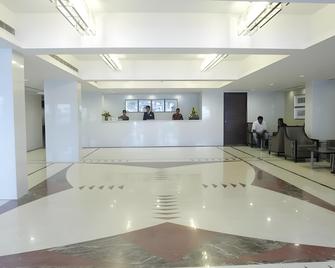 Minerva Grand Hotel - Tirupati - Lobi
