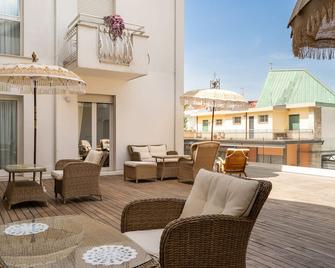 Hotel Estense - Gatteo a Mare - Patio