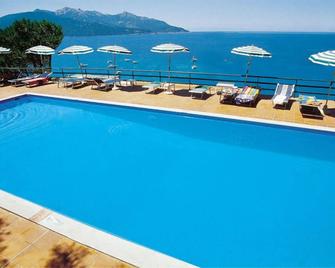 Hotel Paradiso - Portoferraio - Pool