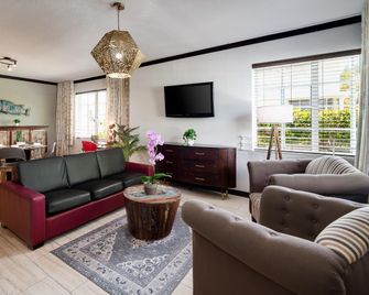 Tradewinds Apartment Hotel - Miami Beach - Sala de estar