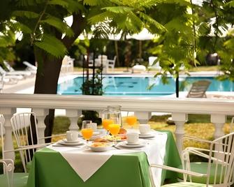 Naturist Angel Hotel Club - Paradisi - Edificio
