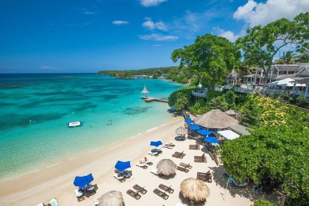 Sandals Royal Plantation - אוקו ריוס - חוף