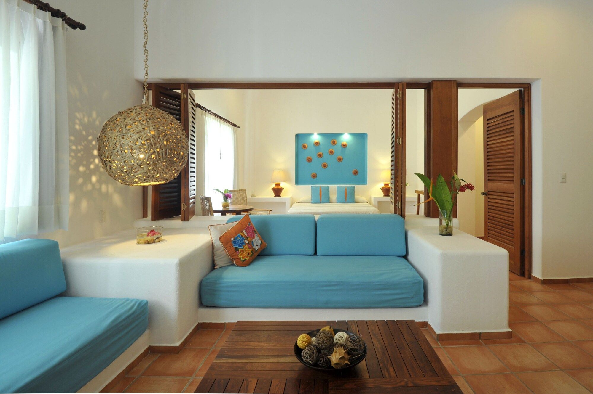 هوتل رانشو في إينكانتادو