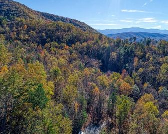 Cozy Beavercreek Cabin Retreat – Smoky Mountain Serenity Awaits! - Ньюпорт - Вигляд зовні